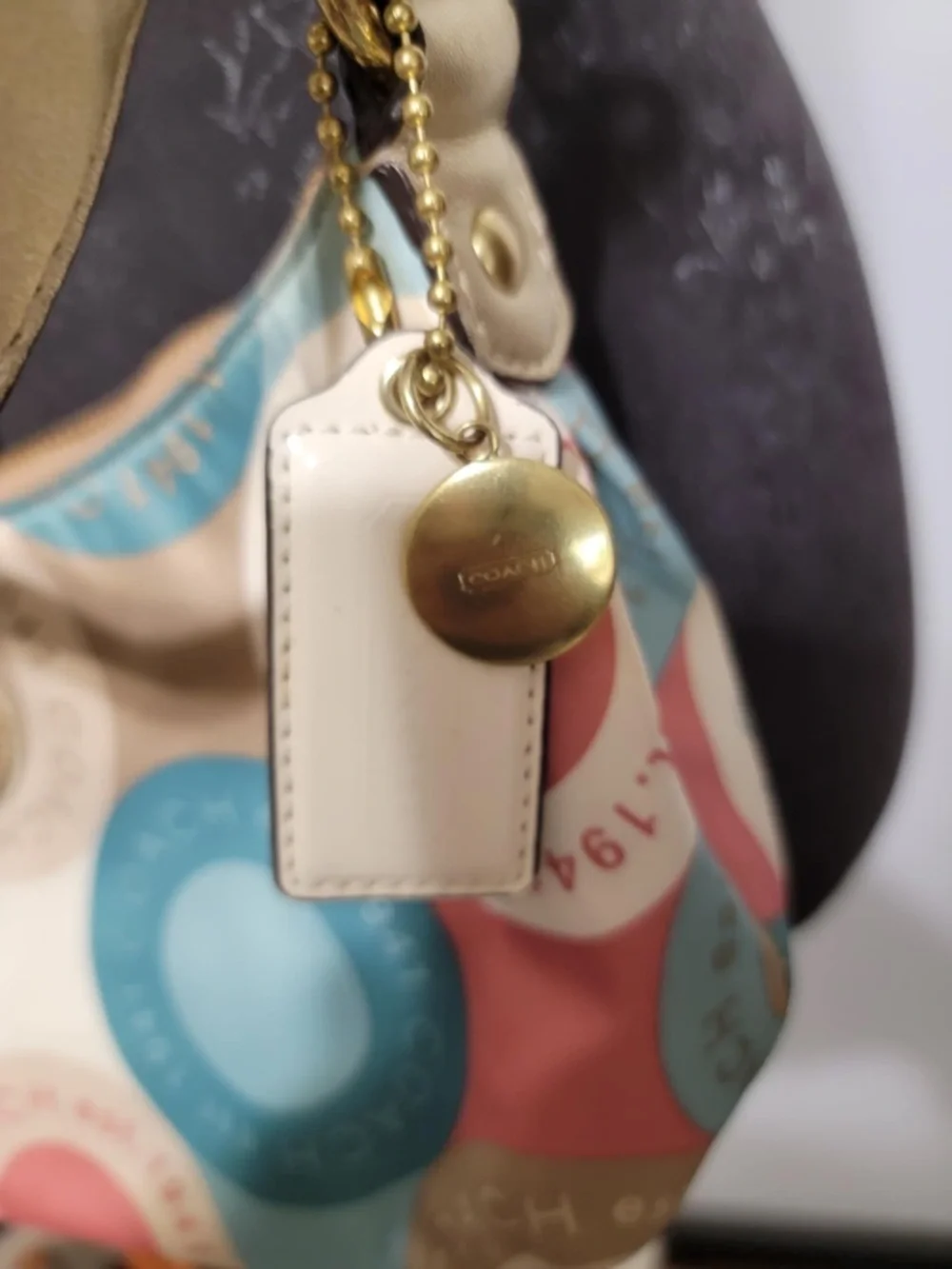 *READ* Coach Snaphead Demi Satin Shoulder Bag - Picture 5 of 14